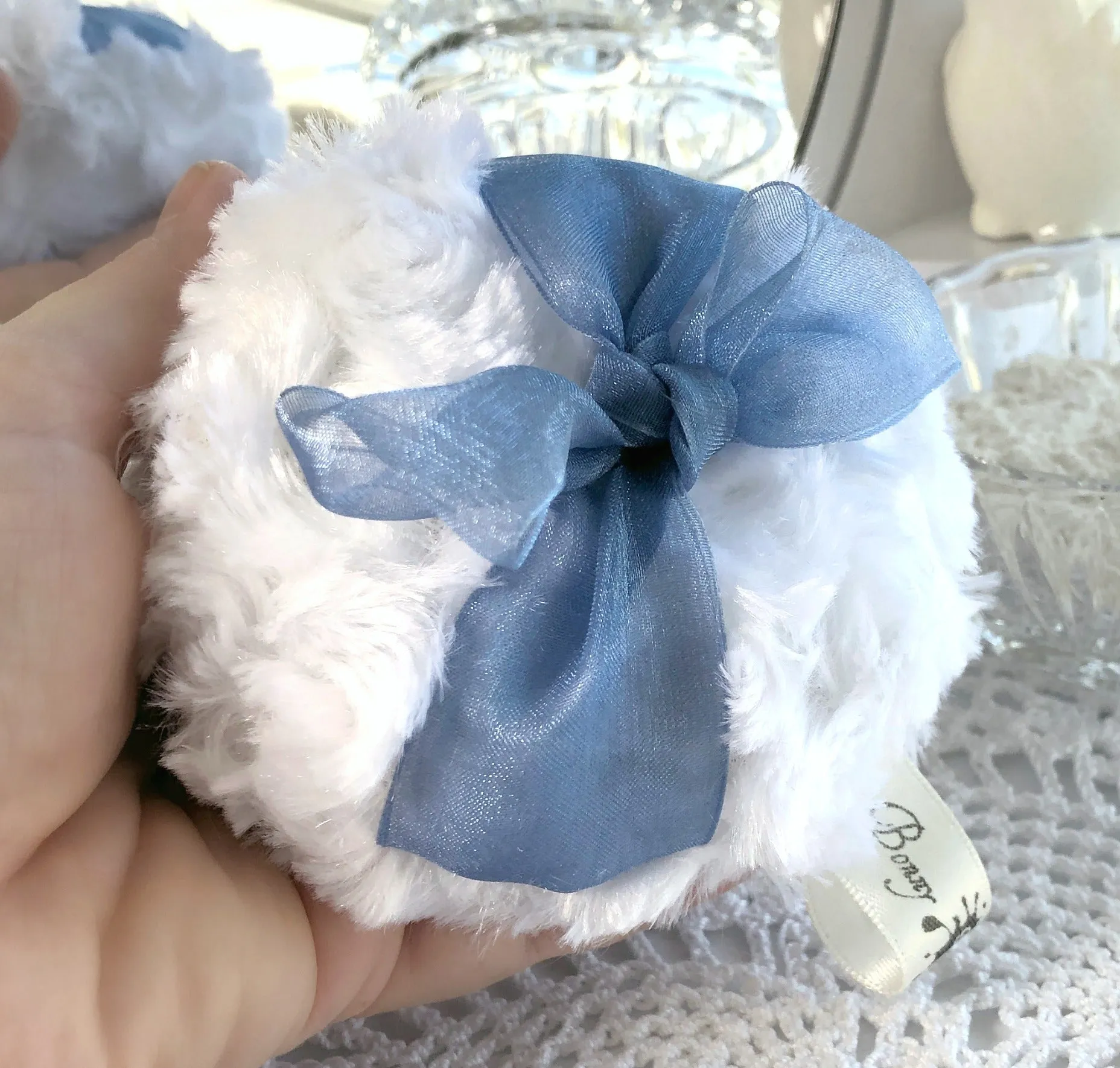 Powder Puff - country blue, 4 inch