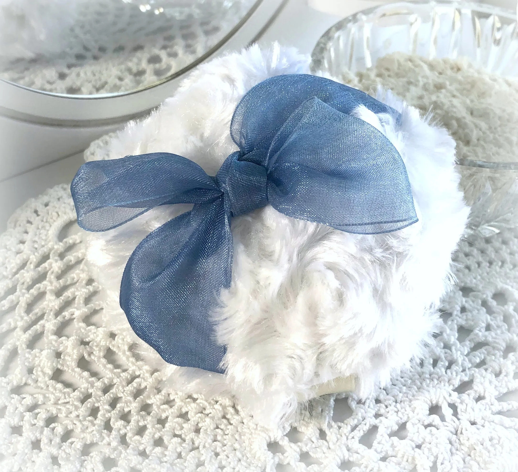 Powder Puff - country blue, 4 inch
